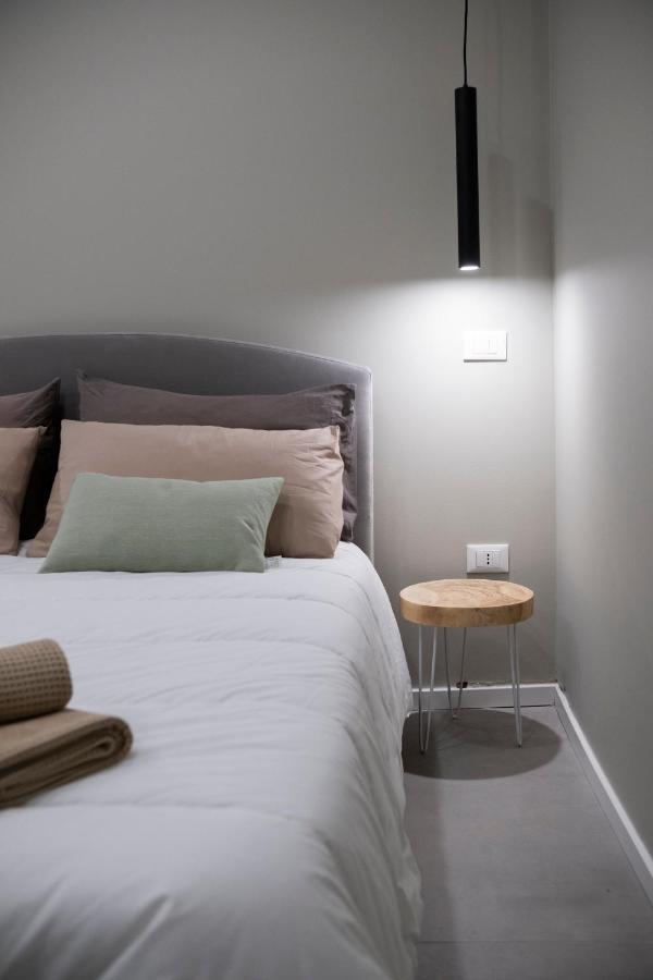 Conny'S House Apartment คาตาเนีย ภายนอก รูปภาพ
